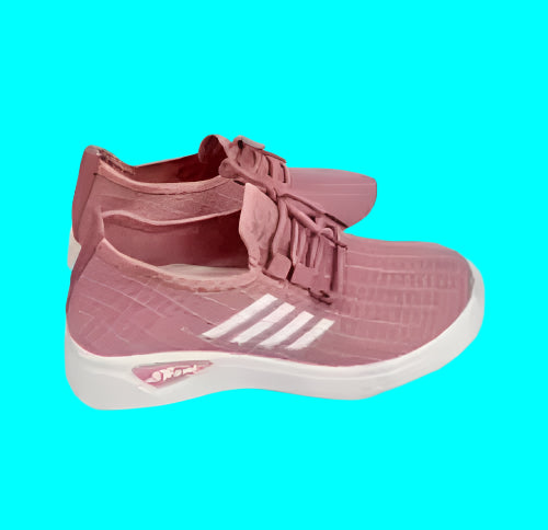 Women’s sports shoes