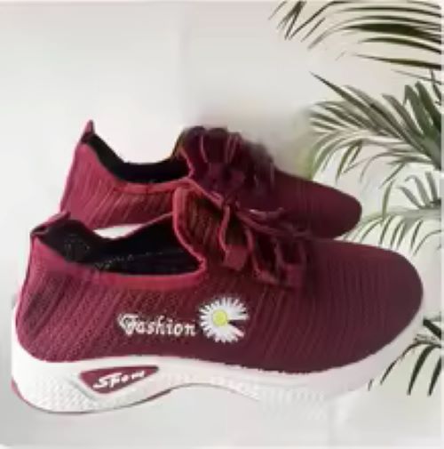 Women’s sports shoes